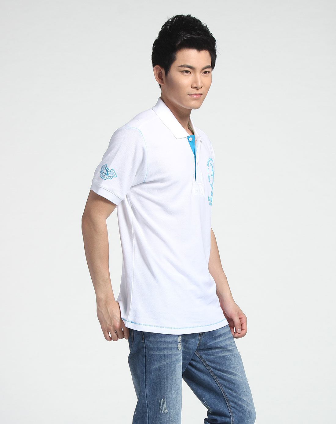 纯净白·运动风 安踏男款短袖Polo衫15128119-1初春入夏的优质选择